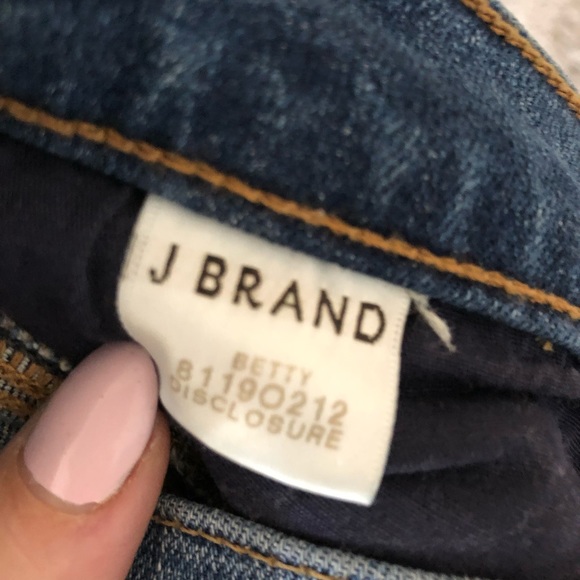 J Brand “Betty” Bootcut Jean - Picture 3 of 5